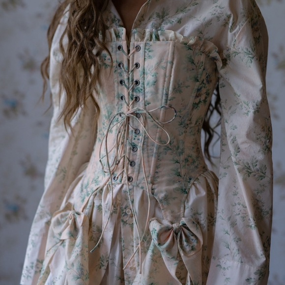 Selkie Villa 3 pc set corset blouse and trouser - Picture 4 of 4